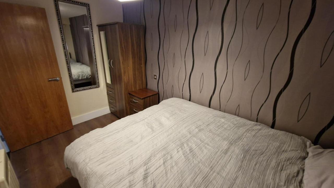 Two Bedroom Apartment, Birmingham City Centre B1 Exterior photo